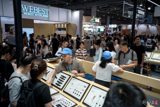 环保、科技、时尚，服装服饰展览会凸显中国服饰行业新基调