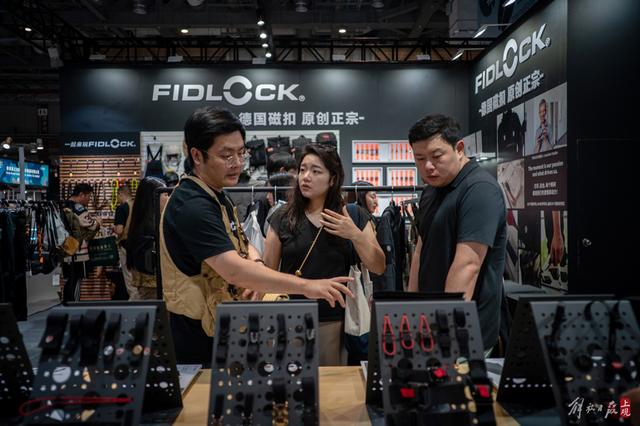 环保、科技、时尚，服装服饰展览会凸显中国服饰行业新基调