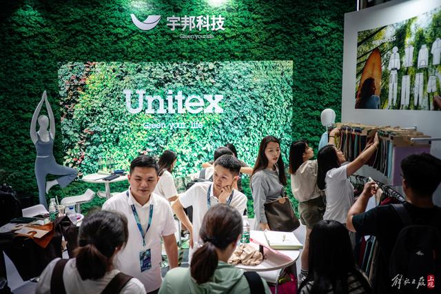 环保、科技、时尚，服装服饰展览会凸显中国服饰行业新基调