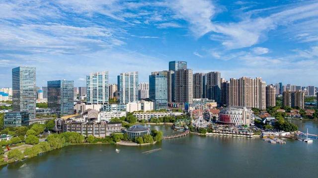 两会深一度｜聚力产业强市，加快构建现代化产业体系