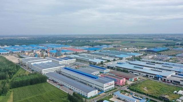 发力“四个向度”，产业“冀有特色”