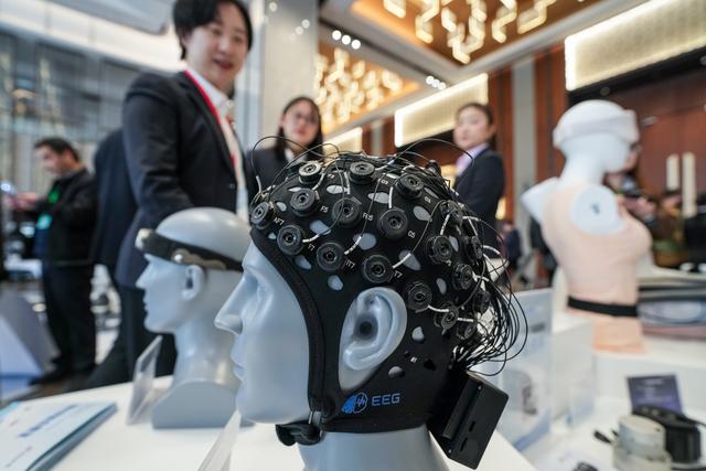 江苏苏州：“以智为用”推动产业高质量发展